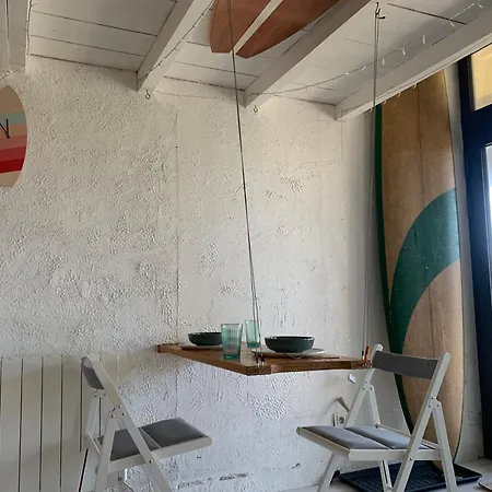 300m De La Apartamento *