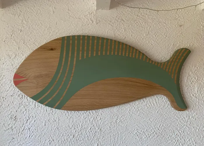 300m De La Апартаменты